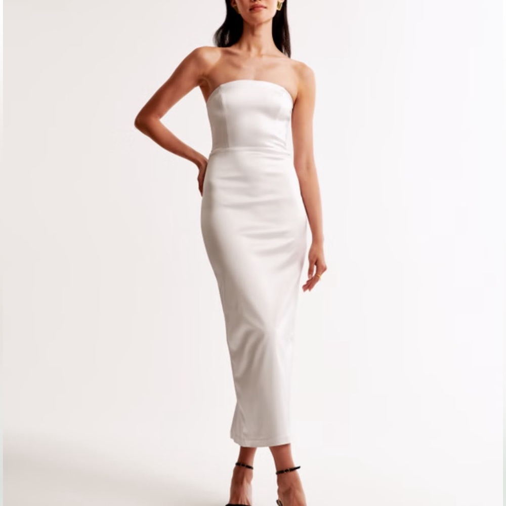 Abercrombie and Fitch Strapless Satin Sculpt Maxi Dress in Pearl Ivory SP $130